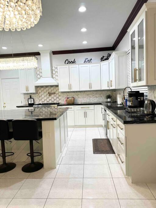 Villa Luxury Mansion House Elk Grove Exterior foto